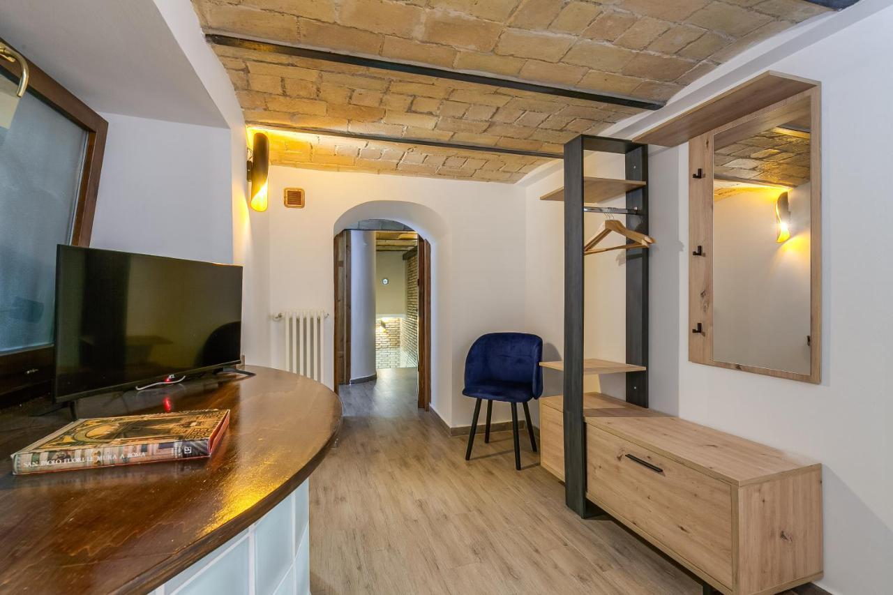 Oliviero - Piazza Navona Apartment Rzym Zewnętrze zdjęcie