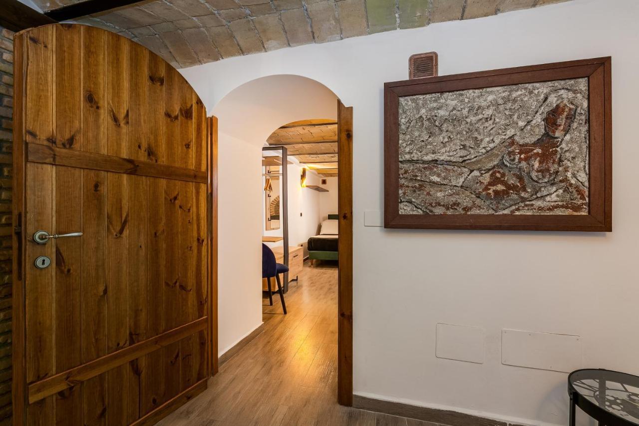 Oliviero - Piazza Navona Apartment Rzym Zewnętrze zdjęcie